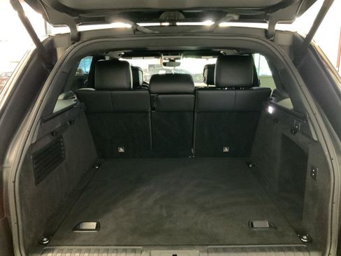 Used 2018 Land Rover Range Rover Sport HSE AWD/4WD image 38