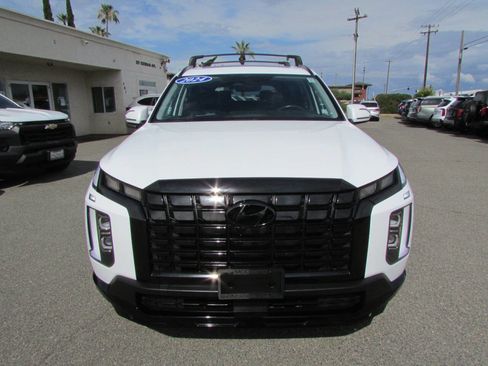 Used 2024 Hyundai Palisade XRT FWD image 3