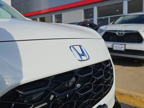 Used 2026 Honda HR-V EX-L image 15