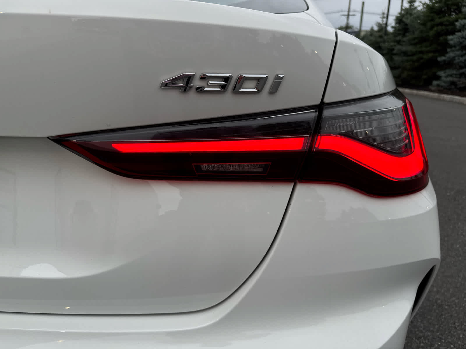 Used 2023 BMW 430i Gran Coupe xDrive w/ M Sport Package AWD/4WD image 34