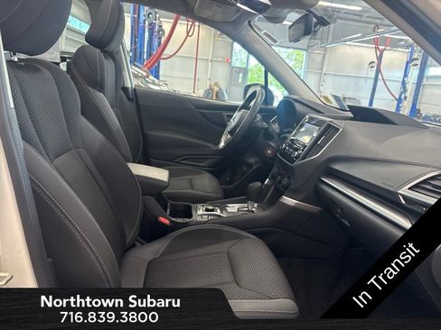 Used 2020 Subaru Forester Premium AWD/4WD image 13