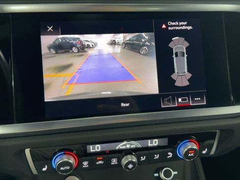 Used 2020 Audi Q3 2.0T Premium w/ Convenience Package image 24