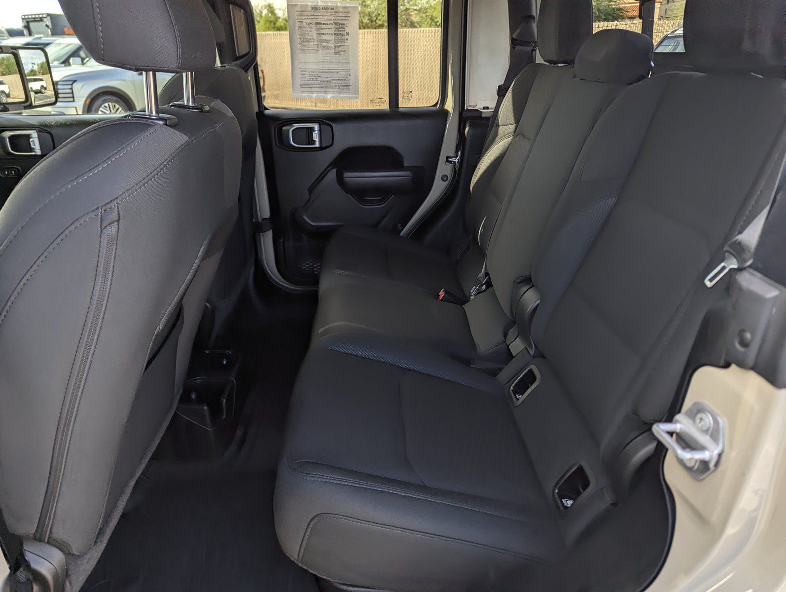 Used 2022 Jeep Gladiator Sport AWD/4WD image 10