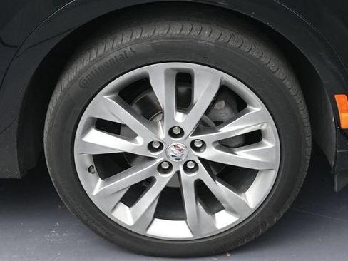 Used 2023 Buick Envision Avenir FWD image 6