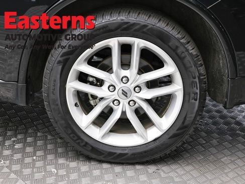 Used 2024 Dodge Durango GT RWD image 8