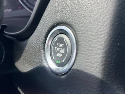 Used 2023 Cadillac XT4 Premium Luxury w/ Technology Package FWD image 22