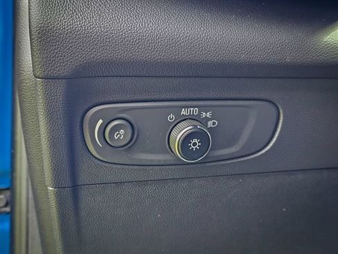 Used 2023 Buick Envision Essence AWD/4WD image 16