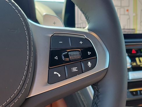 Used 2025 BMW 840i Convertible image 29