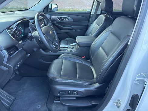 Used 2018 Chevrolet Traverse Premier image 22