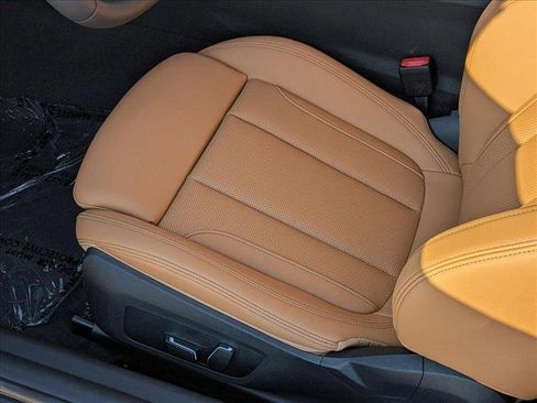 New 2025 BMW 230i Coupe image 4