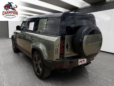 Used 2024 Land Rover Defender 110 SE AWD/4WD image 3