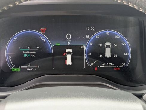 Used 2025 Toyota Sienna Platinum image 19