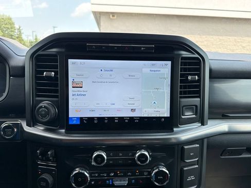 Used 2024 Ford F150 Lariat w/ Bed Utility Package AWD/4WD image 12