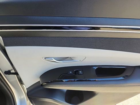 Certified 2024 Hyundai Tucson Limited AWD/4WD image 31