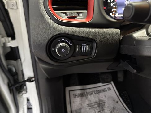 Used 2023 Jeep Renegade Trailhawk w/ Trailhawk Elite Group image 17