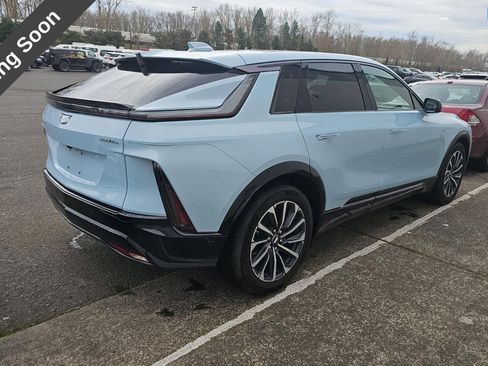 Used 2024 Cadillac Lyriq Sport image 6