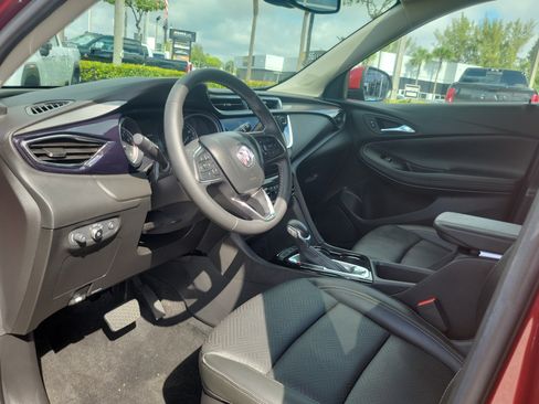 Used 2023 Buick Encore GX Essence w/ Experience Buick Package FWD image 9