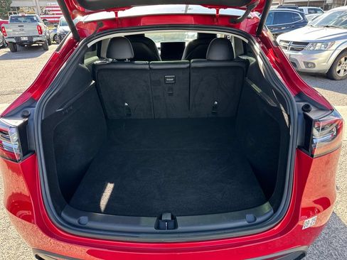 Used 2023 Tesla Model Y AWD image 20