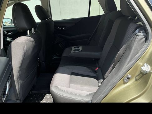 Used 2025 Subaru Outback Premium w/ Popular Package #1A AWD/4WD image 11