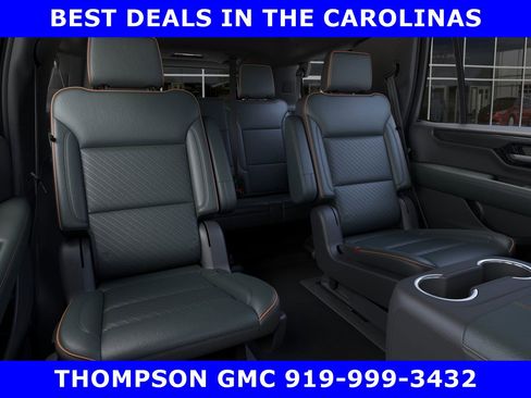 New 2026 GMC Yukon AT4 AWD/4WD image 17