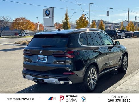 New 2026 BMW X5 xDrive50e image 7