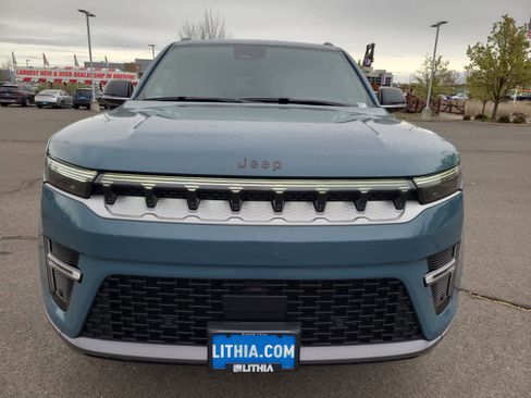 New 2026 Jeep Grand Wagoneer 4WD image 14