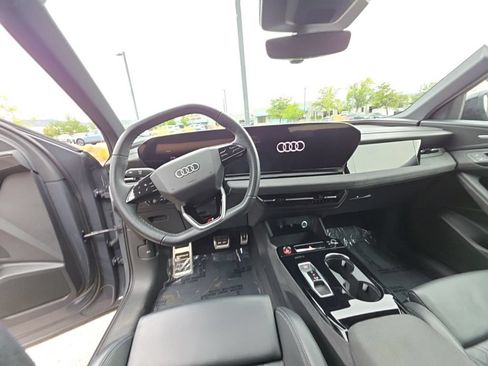 Used 2025 Audi SQ6 e-tron Prestige w/ Black Edition One AWD/4WD image 12
