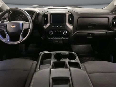 Used 2024 Chevrolet Silverado 2500 Custom w/ Custom Convenience Package AWD/4WD image 8