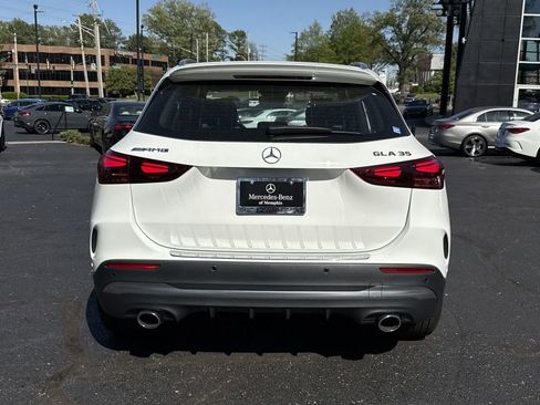 New 2025 Mercedes-Benz GLA 35 AMG GLA 35 AMG image 4