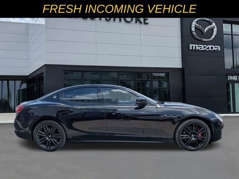 Used 2019 Maserati Ghibli RWD image 2