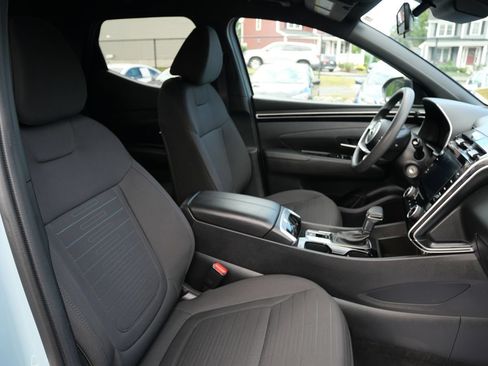Used 2023 Hyundai Santa Cruz SE AWD/4WD image 17