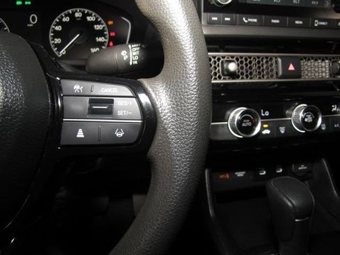 Certified 2025 Honda Civic LX image 6