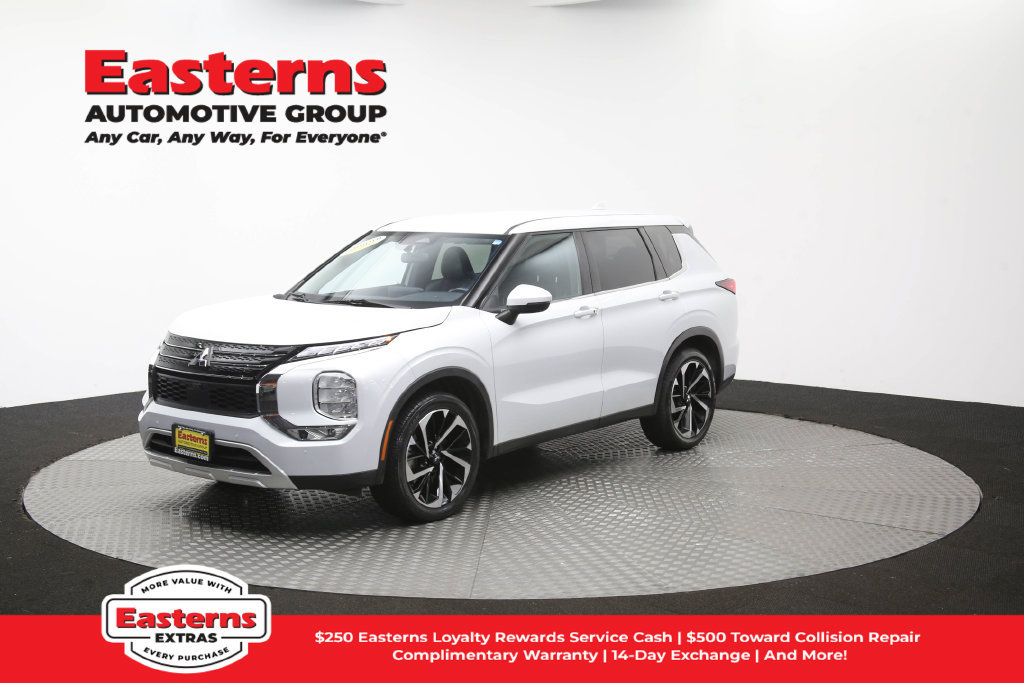 Used 2024 Mitsubishi Outlander SE FWD image 57