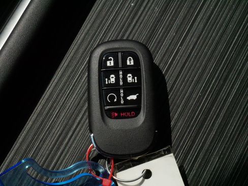 Certified 2026 Honda Odyssey Elite image 31
