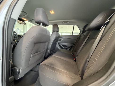 Used 2020 Chevrolet Trax LS w/ Tint and Cruise Package FWD image 17