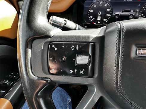 Used 2020 Land Rover Defender 110 X image 31