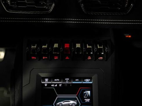 Used 2021 Lamborghini Huracan STO RWD image 20