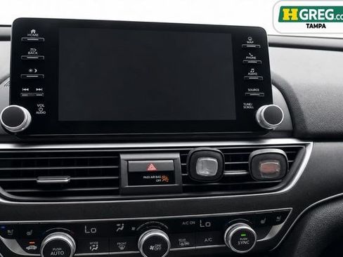 Used 2022 Honda Accord Touring image 8