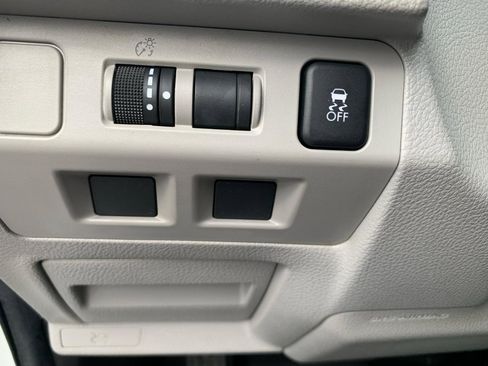 Used 2017 Subaru Forester 2.5i Premium w/ Popular Package #2A image 19