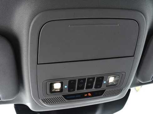 Used 2023 Ford Explorer XLT w/ Equipment Group 202A image 35