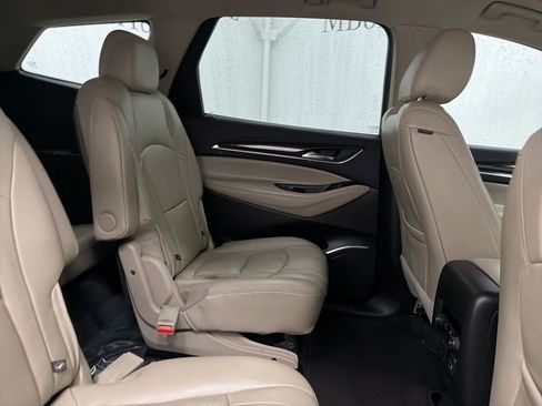 Used 2019 Buick Enclave Essence image 29