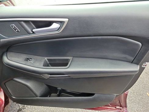 Used 2024 Ford Edge SEL image 8