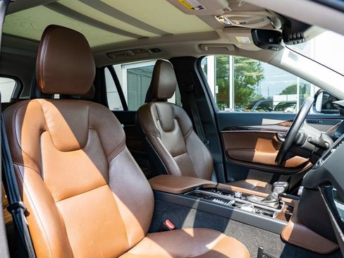 Used 2019 Volvo XC90 T6 Momentum w/ Advanced Package AWD/4WD image 27