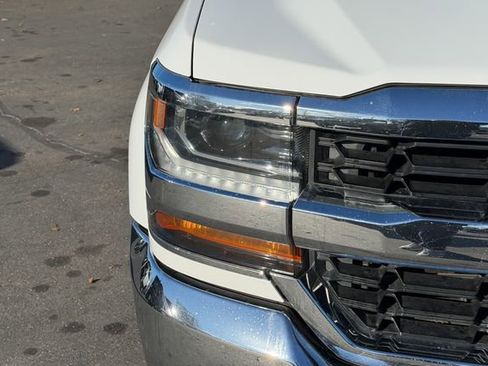 Used 2018 Chevrolet Silverado 1500 W/T w/ WT Fleet Convenience Package image 5