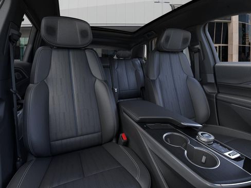 New 2026 Cadillac Lyriq V AWD/4WD image 16