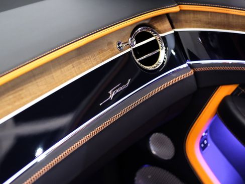 Used 2024 Bentley Continental GT Speed image 32