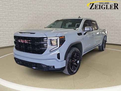 Used 2024 GMC Sierra 1500 Elevation AWD/4WD image 1