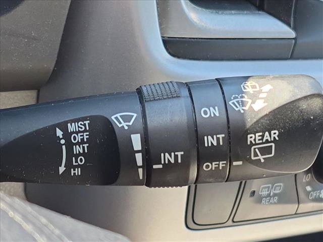 Used 2017 Toyota Highlander LE FWD image 17