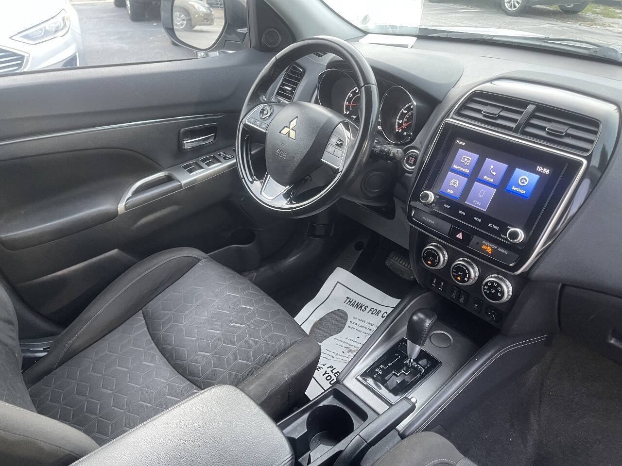 Used 2020 Mitsubishi Outlander Sport SE FWD image 23