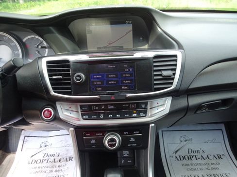 Used 2014 Honda Accord Touring image 24
